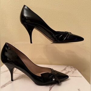 Valentino Garavani Black Patent Mid Heel Pumps, EUC, Size 40 (10 US)